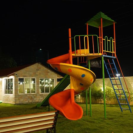 New Mouchak Hotel & Resorts Tajpur Dış mekan fotoğraf