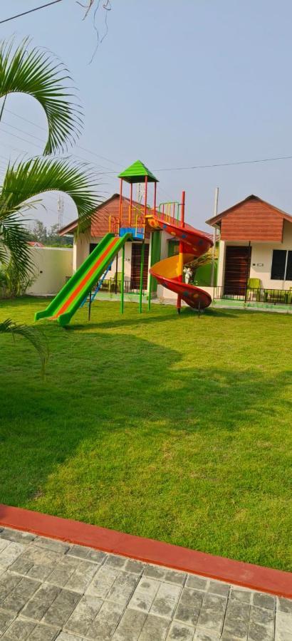 New Mouchak Hotel & Resorts Tajpur Dış mekan fotoğraf