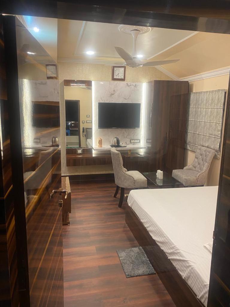 New Mouchak Hotel & Resorts Tajpur Dış mekan fotoğraf