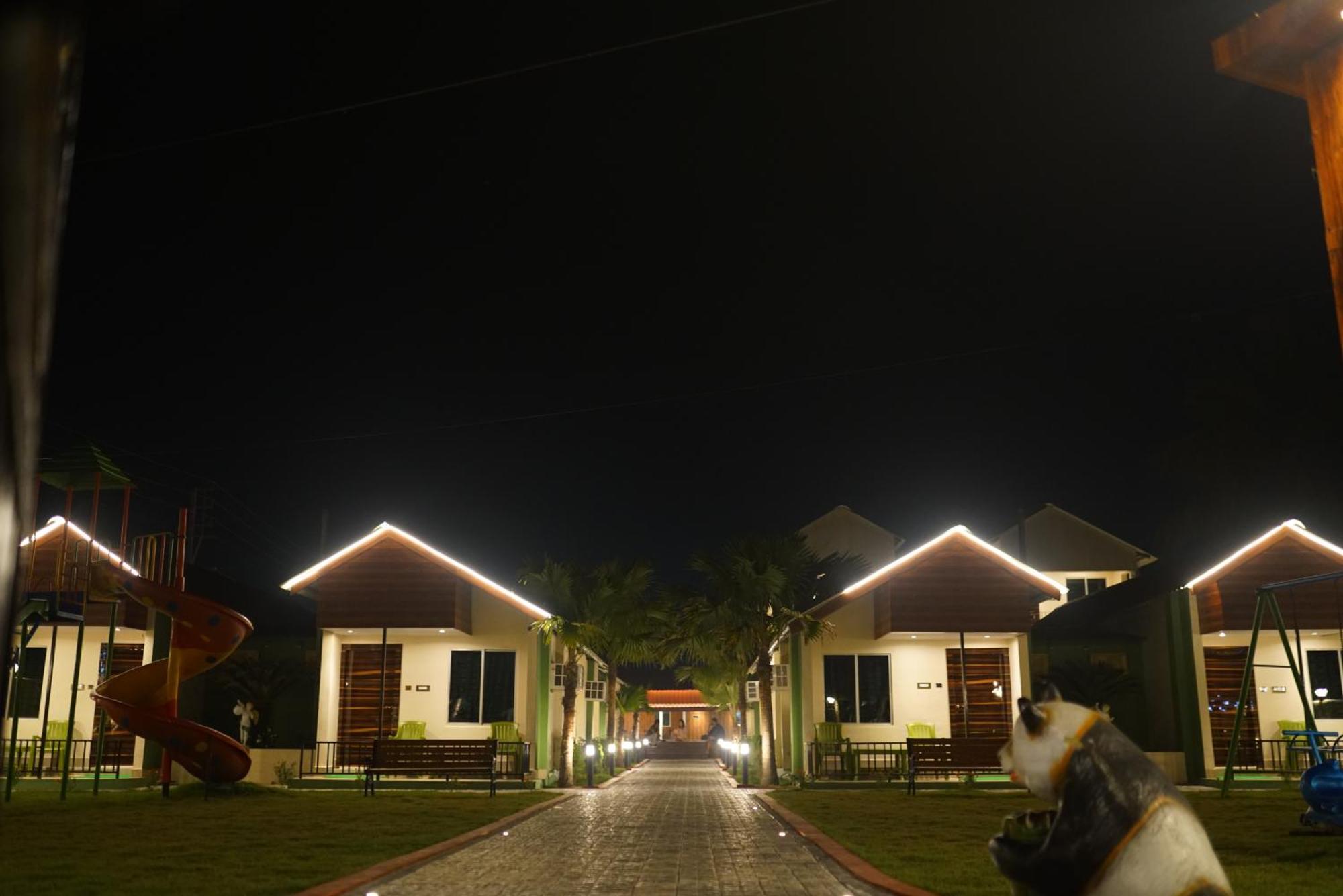 New Mouchak Hotel & Resorts Tajpur Dış mekan fotoğraf